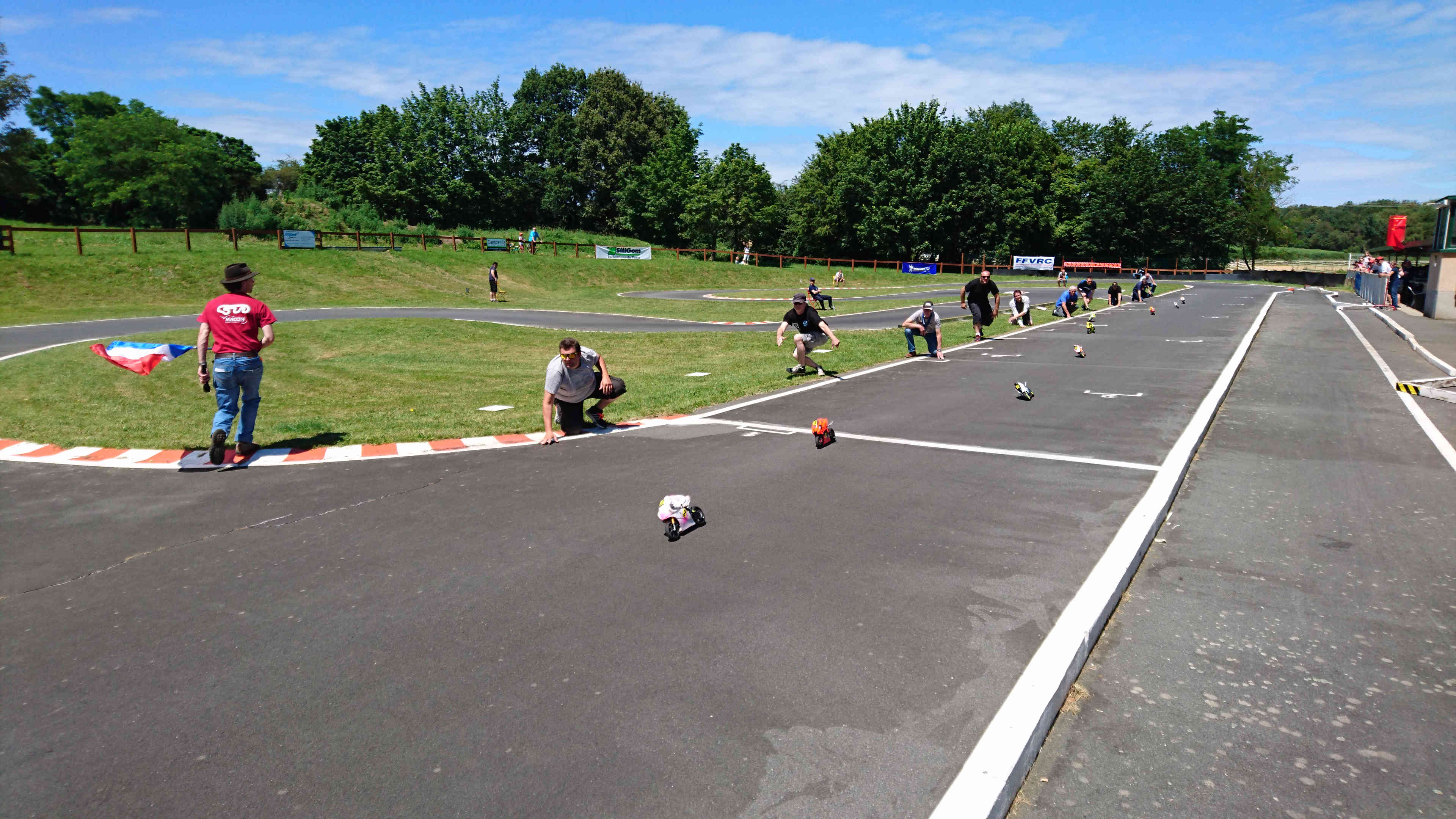 4 éme Manche du Championnat de France 1/5  Moto  1-2-3 Juillet 2016 