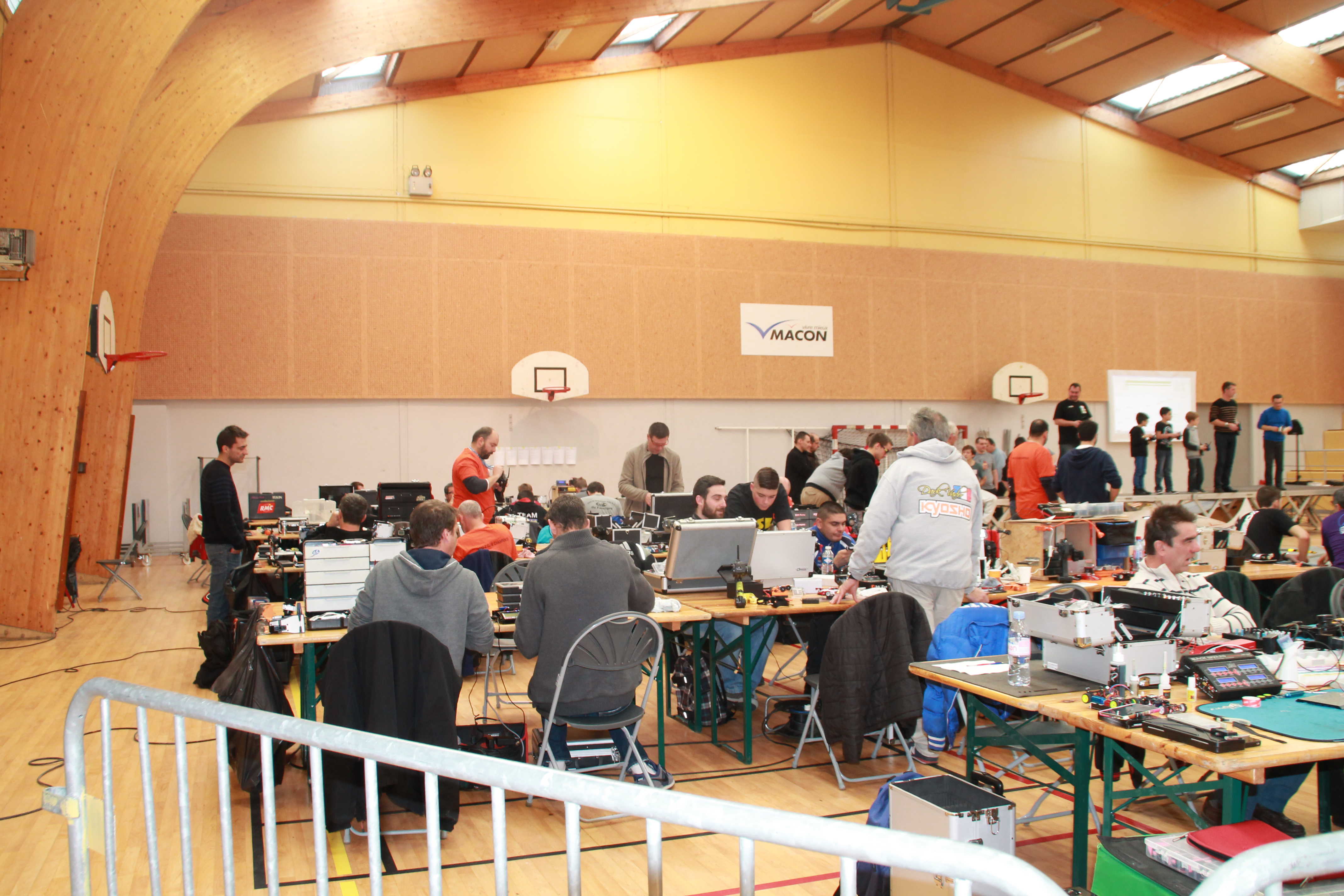 2 éme Manche du Trophée des Bouchons Mini-Z 6 Décembre 2015