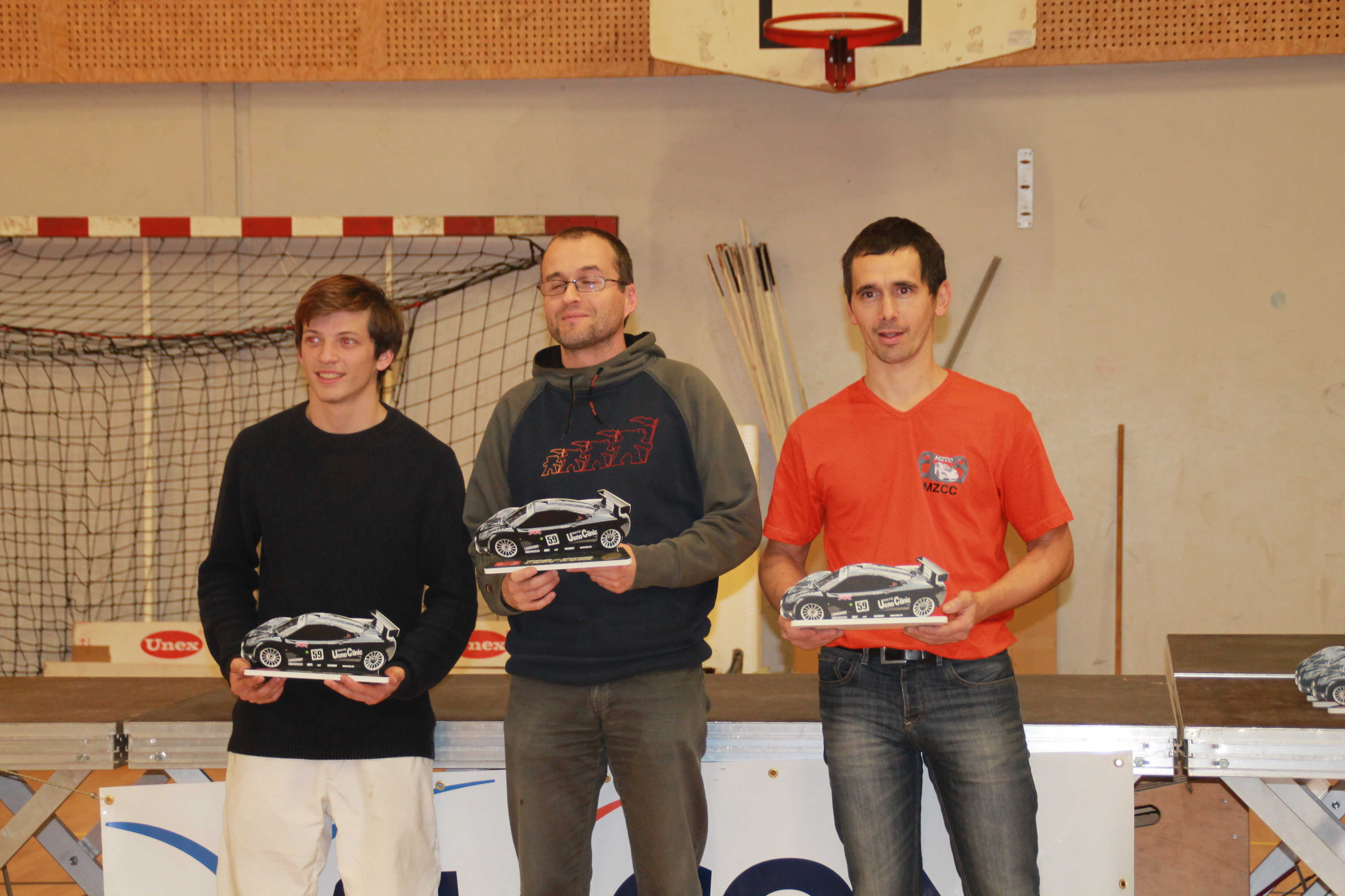 2 éme Manche du Trophée des Bouchons Mini-Z 6 Décembre 2015
